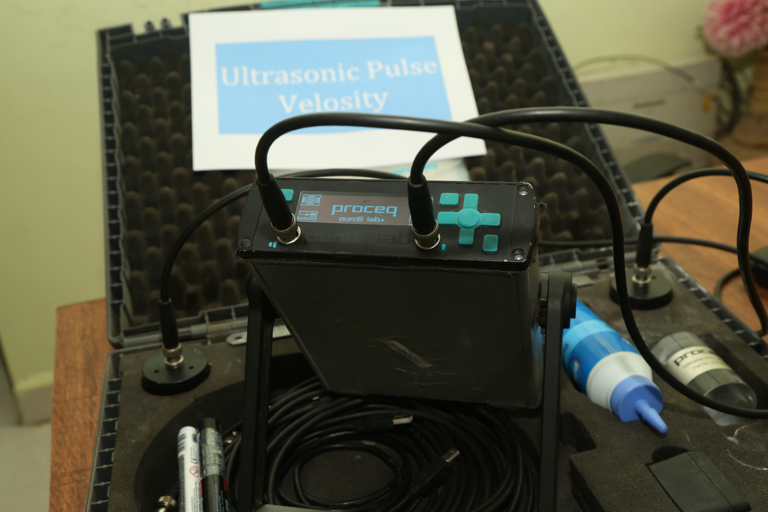 Ultrasonic Pulse Velocity Apparatus